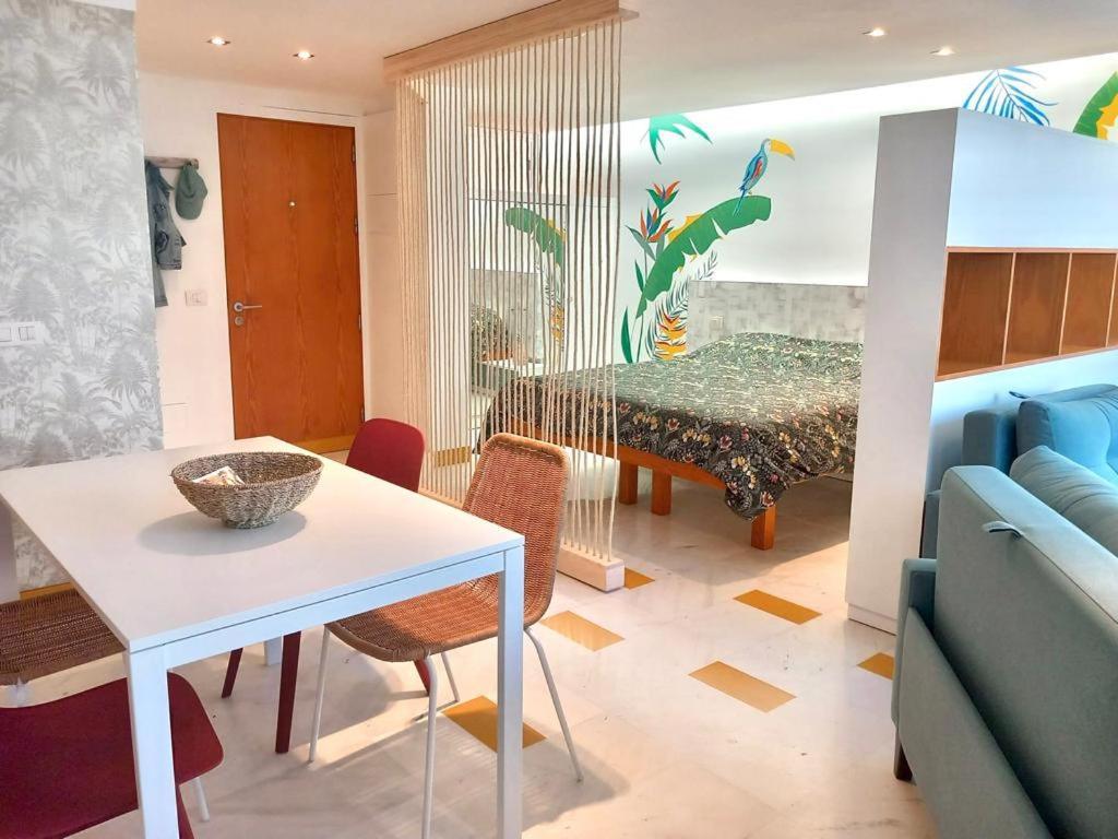 Tropical House Near Beach&Yumbo San Bartolomé المظهر الخارجي الصورة
